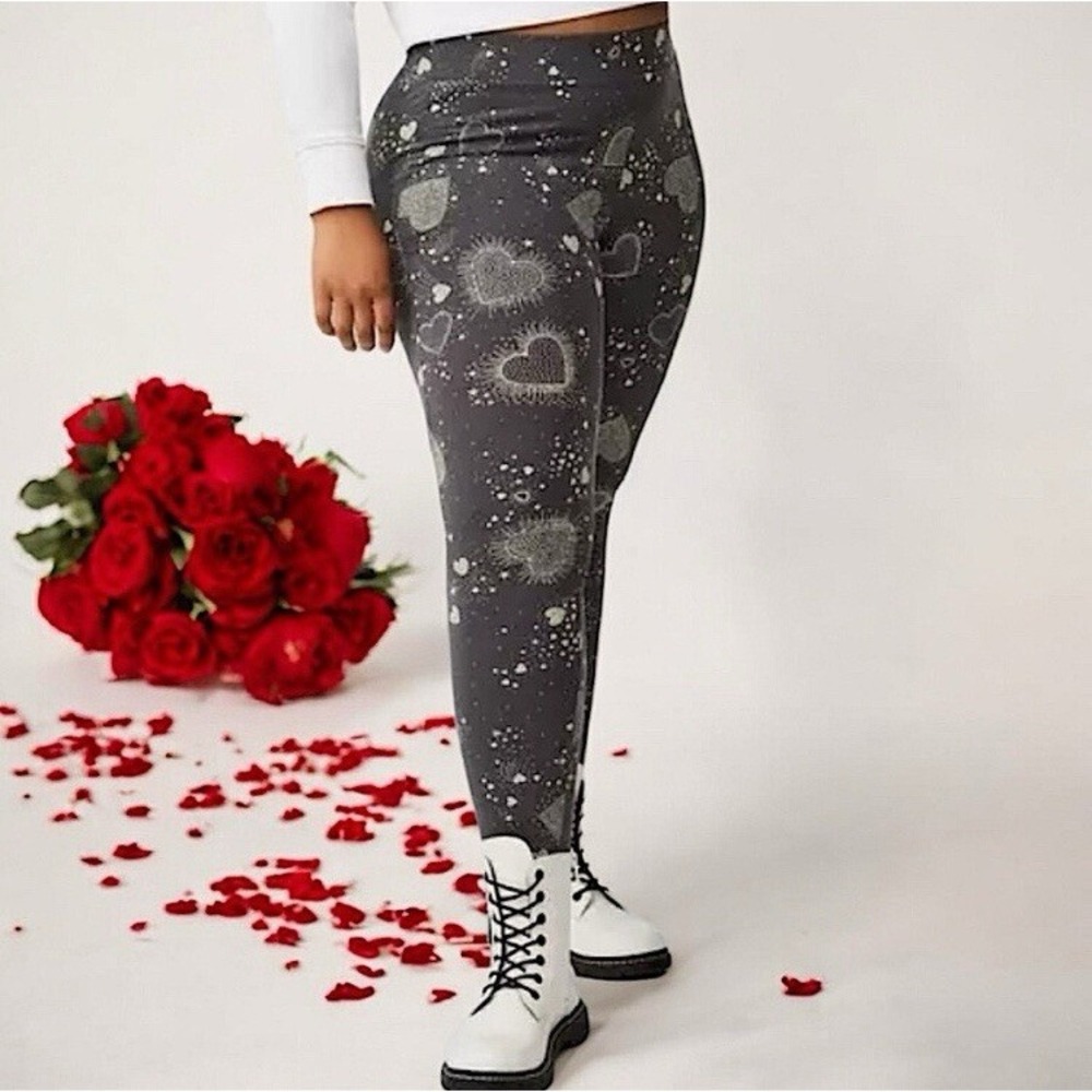 TORRID Celestial Love & Hearts Full Length Leggings NWT Size 1X - Picture 2 of 8